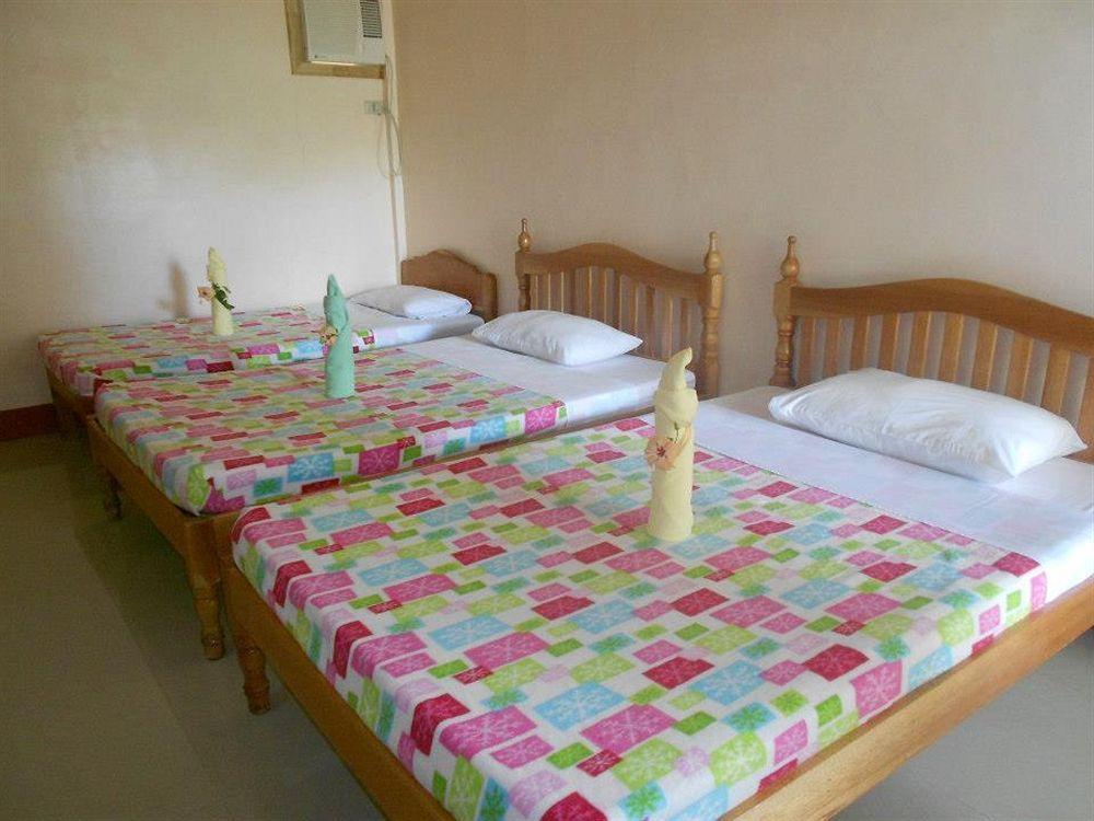 Tia Mers Guest House Puerto Princesa Extérieur photo