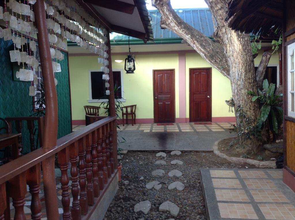 Tia Mers Guest House Puerto Princesa Extérieur photo