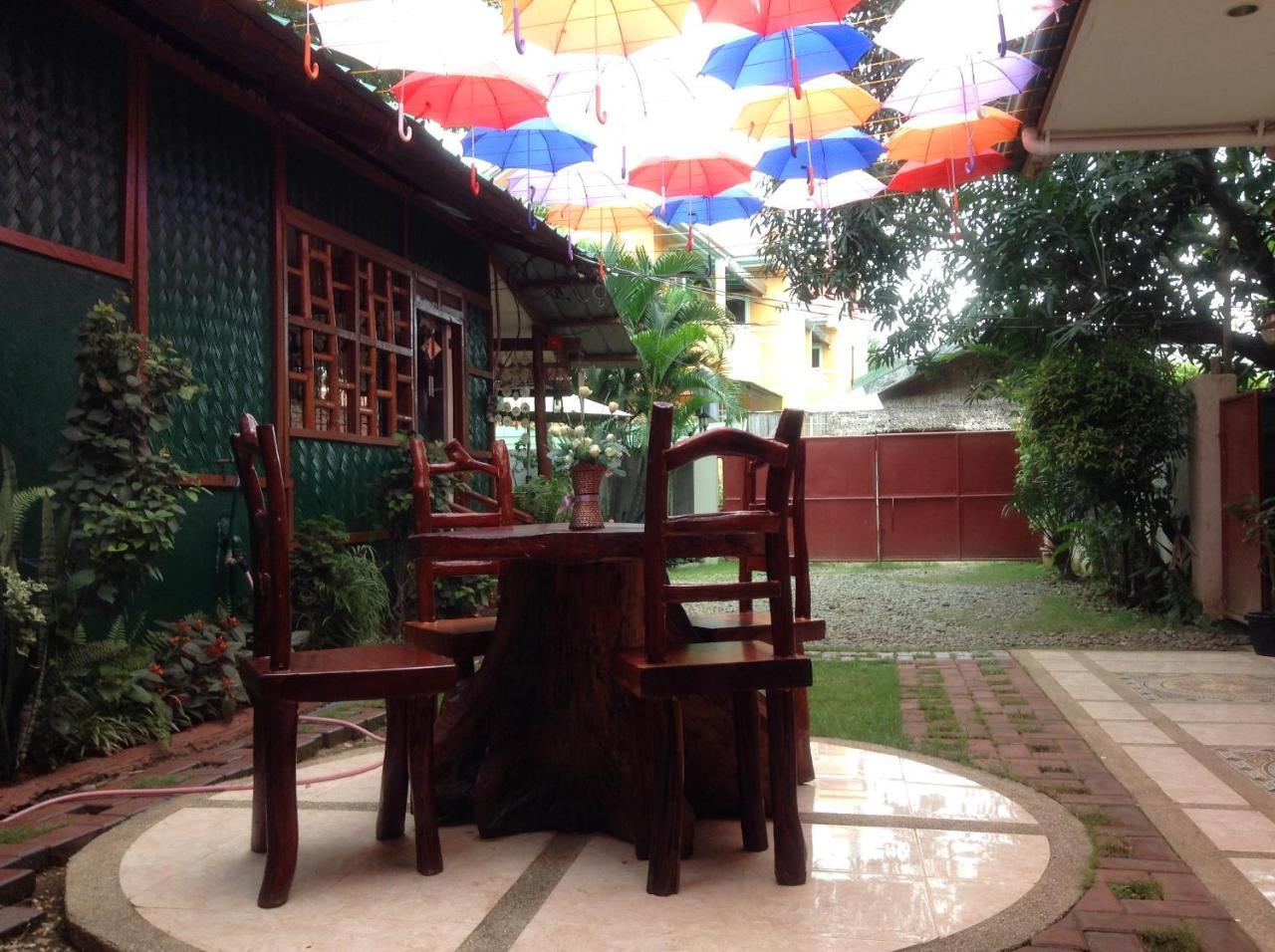 Tia Mers Guest House Puerto Princesa Extérieur photo