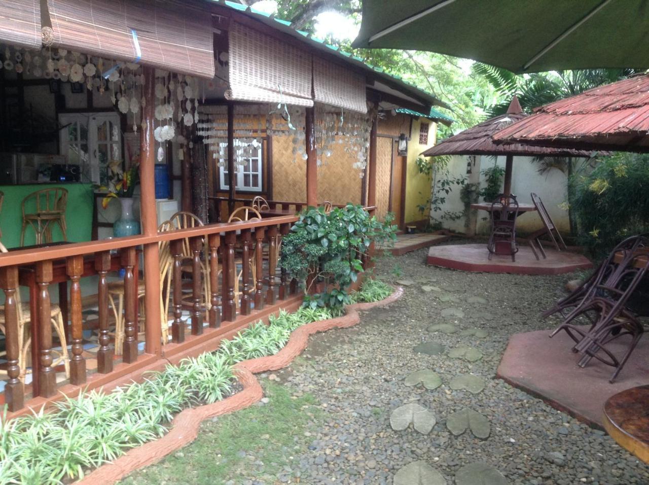 Tia Mers Guest House Puerto Princesa Extérieur photo
